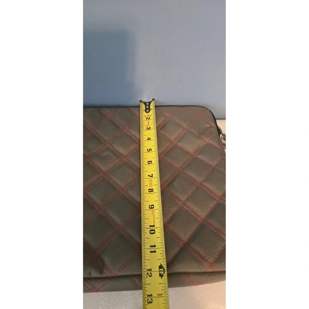 N/A quilted laptop